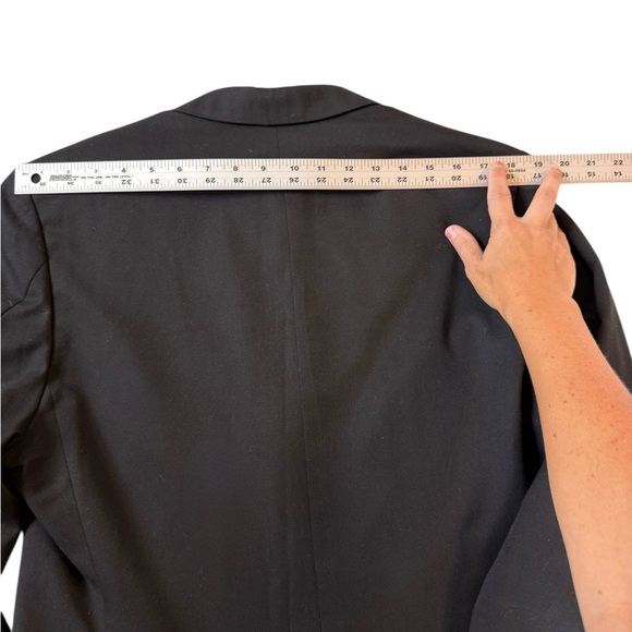 🖤 Savile Row Tailor Classic Black Tuxedo (Two-Piece Set) - Picture 8 of 13